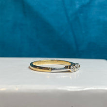 18ct Yellow Gold Diamond Ring