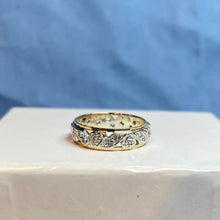 9ct Yellow Gold Diamond Band