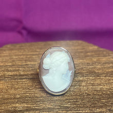 9ct Yellow Gold Cameo Ring