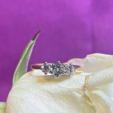 18ct Yellow Gold Diamond Ring