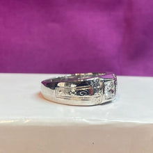 14ct White Gold Diamond Ring