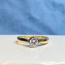 18ct Yellow Gold Diamond Ring