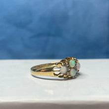 18ct Yellow Gold Opal Ring