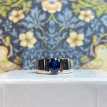 9ct White Gold Sapphire Ring