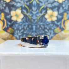 9ct White Gold Sapphire Ring