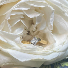 18ct Yellow Gold Diamond Twist Ring