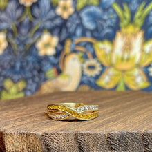 18ct Yellow Gold Crossover Ring with Yellow and White Diamonds