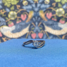 9ct Yellow Gold Diamond Twist Ring