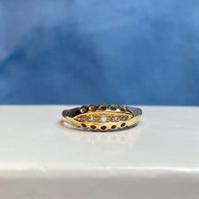 18ct Yellow Gold Diamond Ring
