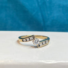 9ct Yellow Gold Diamond Twist Ring