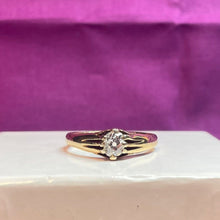 18ct Yellow Gold Diamond Ring