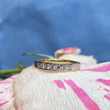 18ct Yellow Gold Diamond Ring