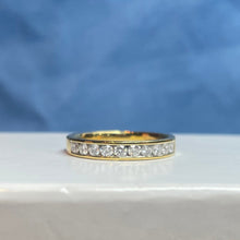 18ct Yellow Gold Diamond Ring