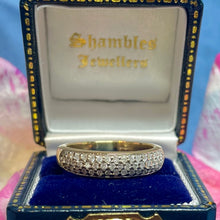 18CT Yellow Gold Diamond Band