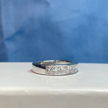 18ct White Gold Diamond Band