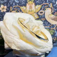 18ct Yellow Gold Bangle
