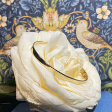 18ct Yellow Gold Bangle