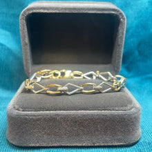 9ct Yellow and White Gold Link Bracelet