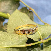 18ct Yellow Gold Star-Set Diamond Band