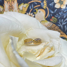 18ct Yellow Gold Crossover Ring with Yellow and White Diamonds