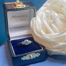 18ct White Gold Diamond Ring
