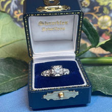 18ct White Gold and Platinum Diamond Ring