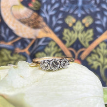 18ct Yellow Gold Diamond Ring