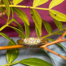18ct Yellow Gold Diamond Ring