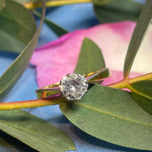 18ct Yellow Gold Diamond Ring