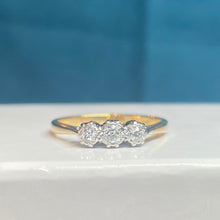 18ct Yellow Gold Diamond Ring