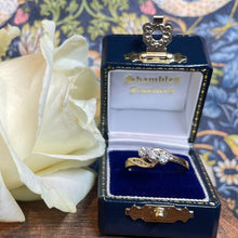 9ct Yellow Gold Diamond Twist Ring