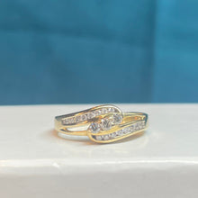 18ct Yellow Gold Diamond Crossover Ring