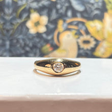 18ct Yellow Gold Diamond Ring