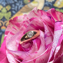 18ct Yellow Gold Diamond Ring