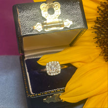 18ct White Gold Diamond Cluster Ring