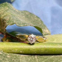 18ct Yellow Gold Diamond Ring