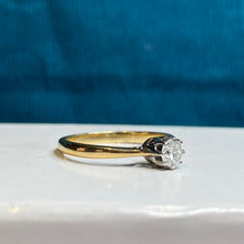 18ct Yellow Gold Diamond Ring