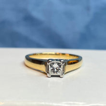 18ct Yellow Gold Diamond Ring