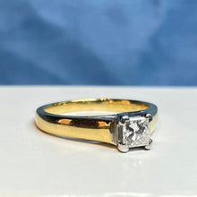 18ct Yellow Gold Diamond Ring