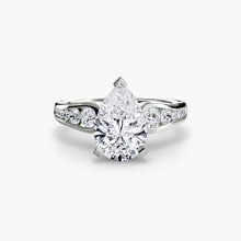 Solitaire with Pavé 2