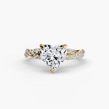 The Twisted Pavé Solitaire