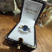 Platinum Ceylon Sapphire and Diamond Ring