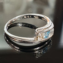 Trilogy cubic zirconia 9ct gold