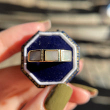 Mother of Pearl 9ct Gold Ring