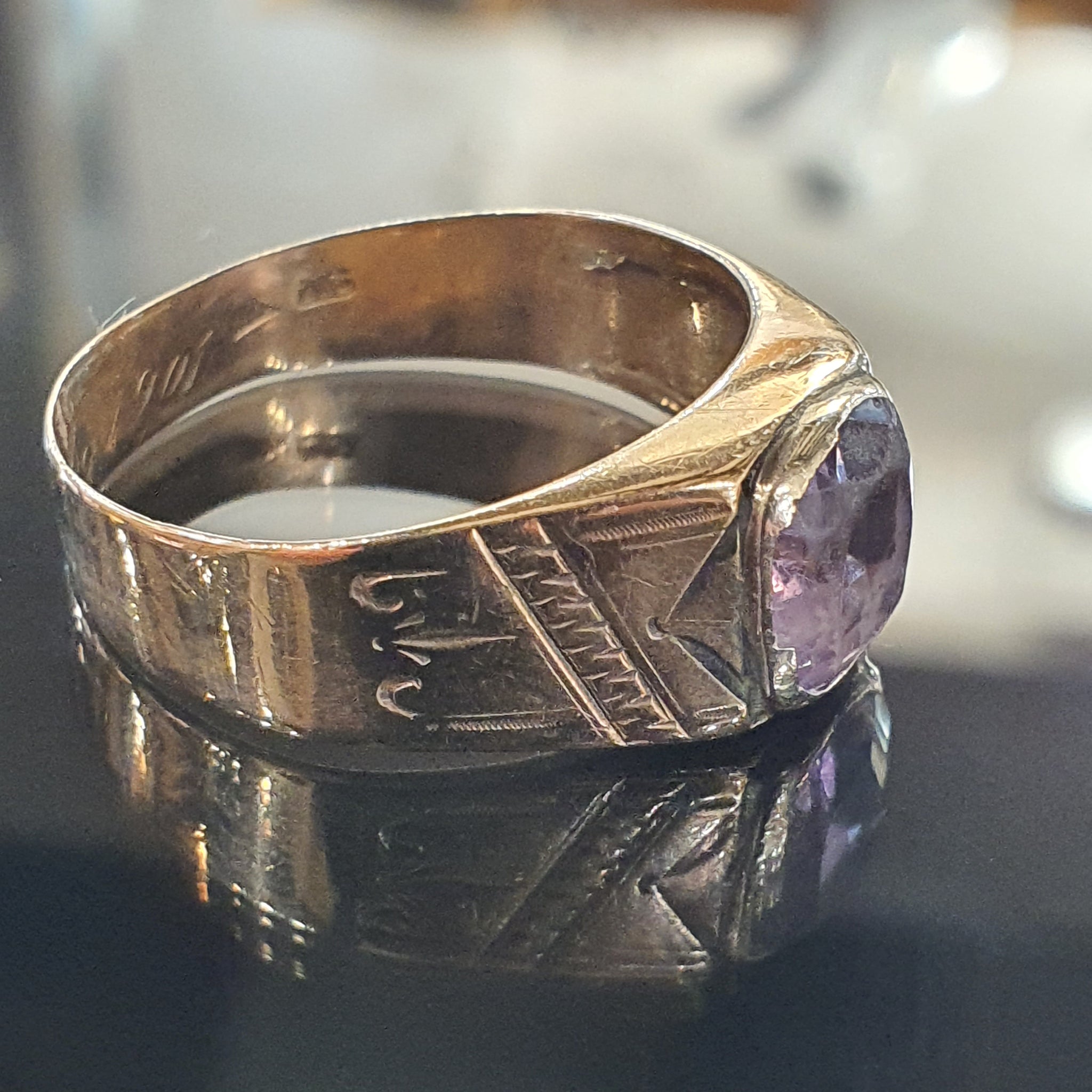 Amethyst 9ct Yellow Gold Ring