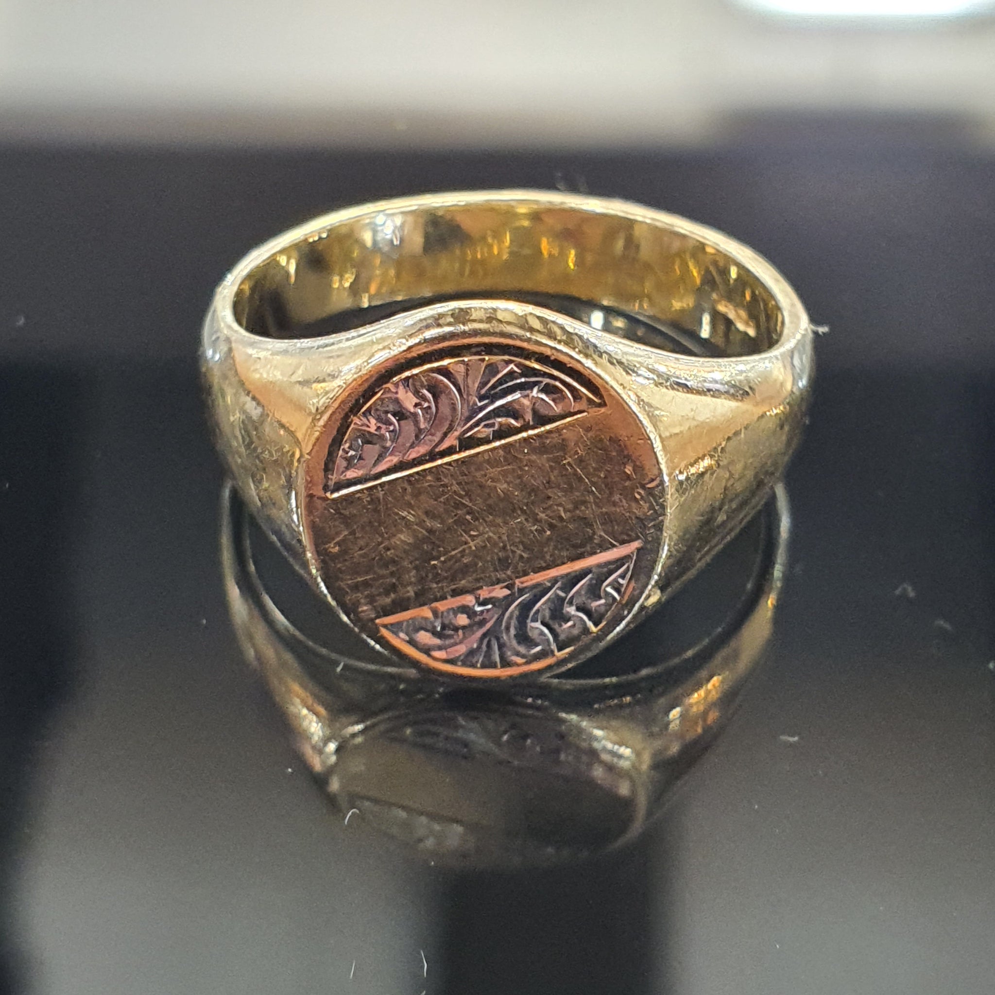 9ct Yellow & White Gold Signet Ring