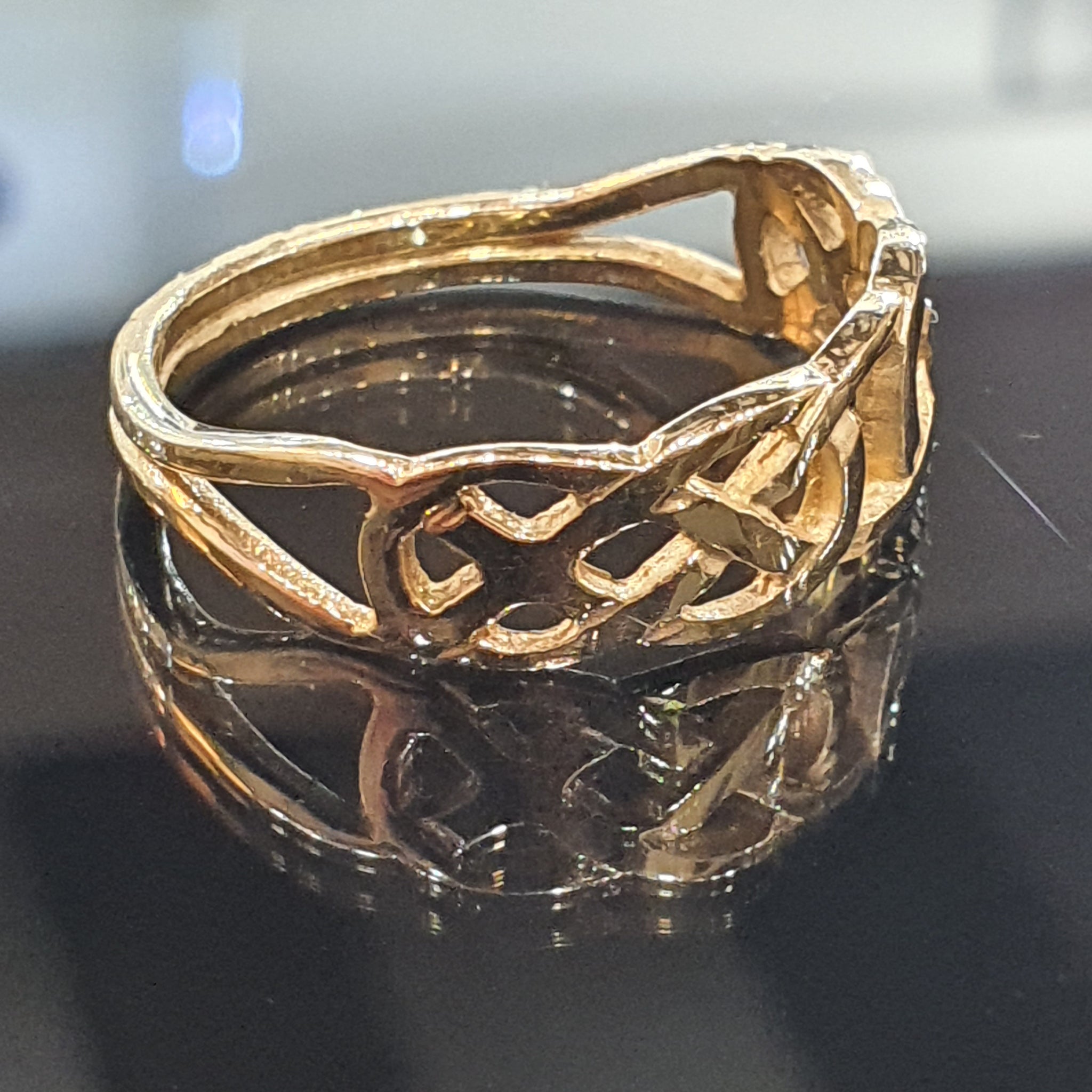 9ct Yellow Gold Signet Ring