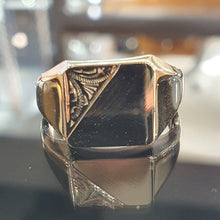 9ct Yellow Gold Signet Ring