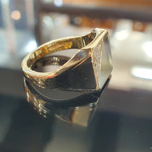 9ct Yellow Gold Signet Ring