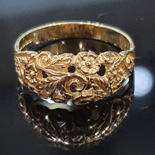 Foral Design 9ct Yellow Gold Ring